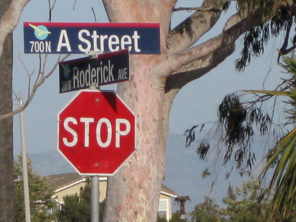 7-11-12 Dr. French's Office 003