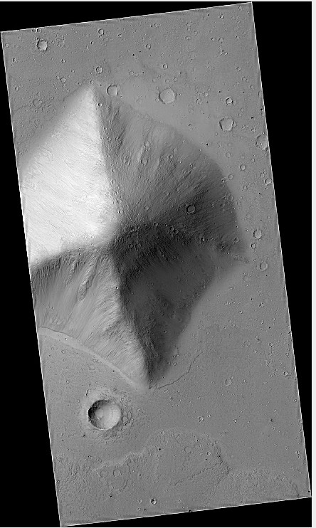 ESP_017574_1965_polyhedron