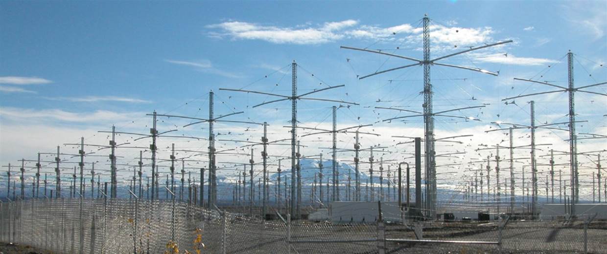 140522-haarp2_95823e74dfad2494bd0e81a36a228c95.nbcnews-fp-1240-520